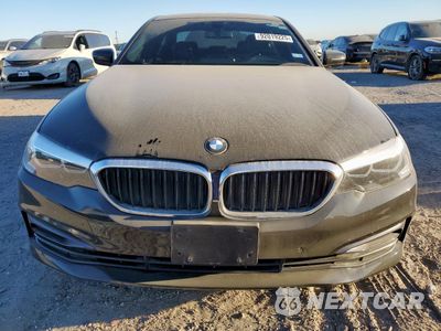 Piąte zdjęcie samochodu w środku: 2019 BMW 530 XI VIN:WBAJA7C50KWW05389 - miniatura
