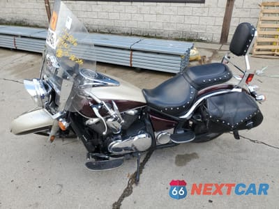 Trzecie zdjęcie samochodu z tyłu: 2012 KAWASAKI VN900 D VIN:JKAVN2D19CA045078 - miniatura