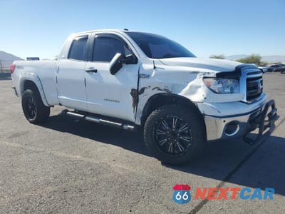 Czwarte zdjęcie samochodu z boku: 2011 TOYOTA TUNDRA DOUBLE CAB SR5 VIN:5TFRY5F18BX114657 - miniatura