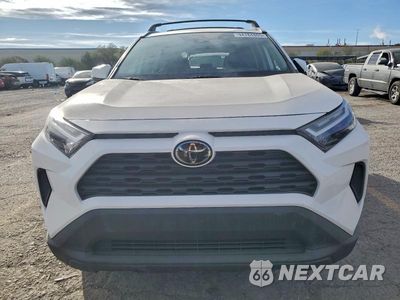 Piąte zdjęcie samochodu w środku: 2022 TOYOTA RAV4 XLE VIN:2T3W1RFV1NC174856 - miniatura