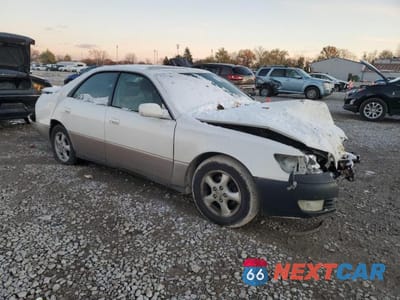 Czwarte zdjęcie samochodu z boku: 1998 LEXUS ES 300 VIN:JT8BF28G9W5050684 - miniatura