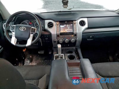 Zdjęcie 8 z 12 samochodu: 2016 TOYOTA TUNDRA DOUBLE CAB SR VIN:5TFUY5F19GX498627 - miniatura