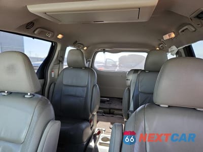 Zdjęcie 10 z 13 samochodu: 2017 TOYOTA SIENNA XLE PREMIUM 8-PASSENGER VIN:5TDYZ3DC5HS859690 - miniatura