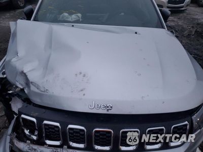 Zdjęcie 12 z 13 samochodu: 2025 JEEP COMPASS LATITUDE VIN:3C4NJDBN2ST560675 - miniatura