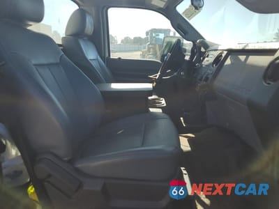 Zdjęcie 11 z 13 samochodu: 2013 FORD F450 SUPER DUTY VIN:1FDUF4GY2DEA69778 - miniatura