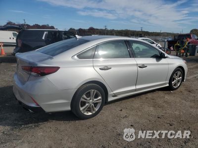 Trzecie zdjęcie samochodu z tyłu: 2018 HYUNDAI SONATA SPORT VIN:5NPE34AFXJH666665 - miniatura