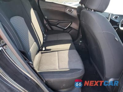 Zdjęcie 10 z 11 samochodu: 2021 KIA SOUL LX VIN:KNDJ23AU9M7137338 - miniatura