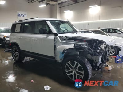 Czwarte zdjęcie samochodu z boku: 2024 LAND ROVER DEFENDER 110 S VIN:SALEJ7EX1R2283617 - miniatura