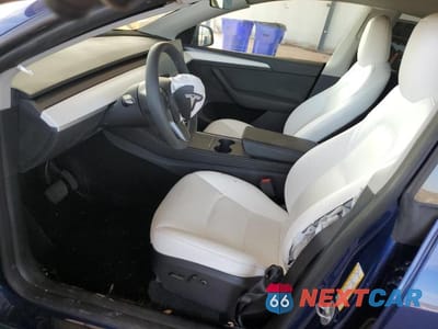 Zdjęcie 7 z 12 samochodu: 2024 TESLA MODEL Y VIN:7SAYGDED0RF114874 - miniatura