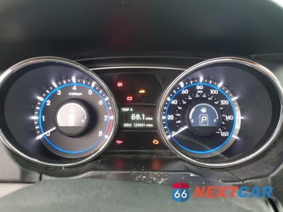 Zdjęcie 9 z 12 samochodu: 2014 HYUNDAI SONATA GLS VIN:5NPEB4AC2EH875347 - miniatura