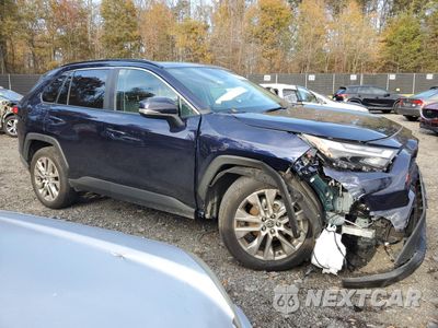 Czwarte zdjęcie samochodu z boku: 2025 TOYOTA RAV4 XLE PREMIUM VIN:2T3A1RFV7SW516783 - miniatura
