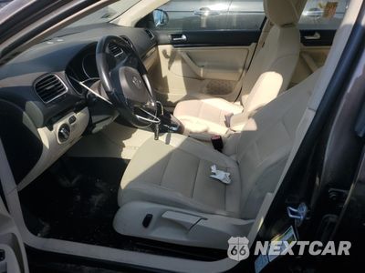 Zdjęcie 7 z 13 samochodu: 2013 VOLKSWAGEN JETTA TDI VIN:3VWPL7AJ5DM623832 - miniatura
