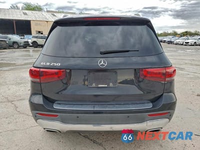 Zdjęcie 6 z 12 samochodu: 2021 MERCEDES-BENZ GLB 250 VIN:W1N4M4GB1MW092798 - miniatura