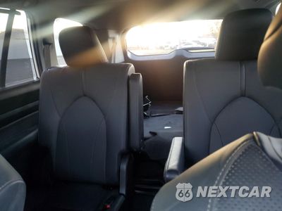 Zdjęcie 10 z 13 samochodu: 2024 TOYOTA GRAND HIGHLANDER XLE VIN:5TDACAB58RS018797 - miniatura