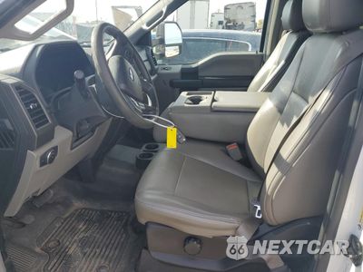 Zdjęcie 7 z 13 samochodu: 2019 FORD F350 SUPER DUTY VIN:1FT8W3BT9KEE65263 - miniatura