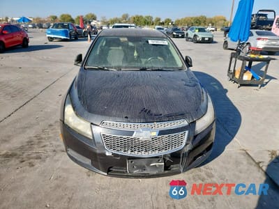 Piąte zdjęcie samochodu w środku: 2013 CHEVROLET CRUZE LS VIN:1G1PA5SH6D7148882 - miniatura