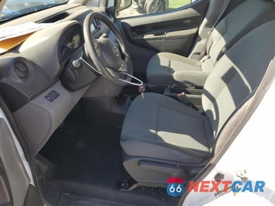 Zdjęcie 7 z 12 samochodu: 2014 NISSAN NV200 DELIVERY VAN VIN:3N6CM0KN2EK696576 - miniatura