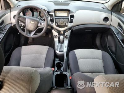 Zdjęcie 8 z 11 samochodu: 2014 CHEVROLET CRUZE LS VIN:1G1PA5SH7E7213000 - miniatura
