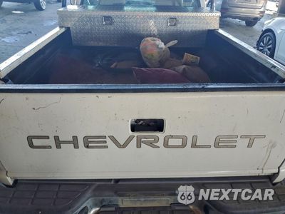 Zdjęcie 10 z 13 samochodu: 2000 CHEV S 10 VIN:1GCCS1441Y8155275 - miniatura