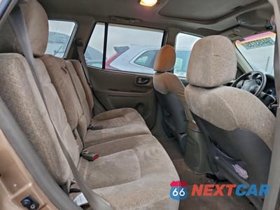 Zdjęcie 11 z 12 samochodu: 2004 HYUNDAI SANTA FE VIN:KM8SC13D84U570097 - miniatura