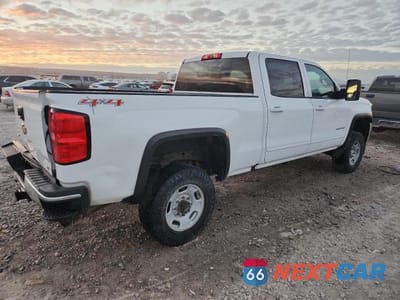 Trzecie zdjęcie samochodu z tyłu: 2017 CHEVROLET SILVERADO K2500 HEAVY DUTY LT VIN:1GC1KVEG9HF173803 - miniatura