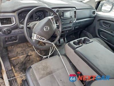 Zdjęcie 8 z 11 samochodu: 2018 NISSAN TITAN XD S VIN:1N6AA1C39JN506800 - miniatura