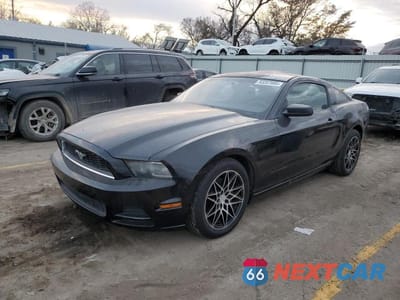 2014 FORD MUSTANG 1ZVBP8AM0E5306319 - główne zdjęcie licytacji z USA - miniatura