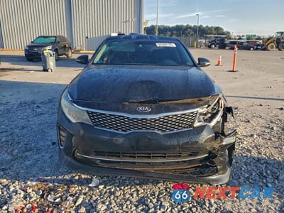 Piąte zdjęcie samochodu w środku: 2018 KIA OPTIMA LX VIN:5XXGT4L35JG239112 - miniatura