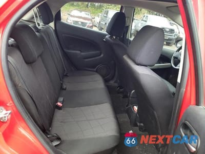 Zdjęcie 10 z 12 samochodu: 2013 MAZDA MAZDA2 VIN:JM1DE1KY4D0157242 - miniatura
