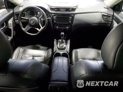 Zdjęcie 8 z 15 samochodu: 2019 NISSAN ROGUE S VIN:5N1AT2MV1KC802440 - miniatura