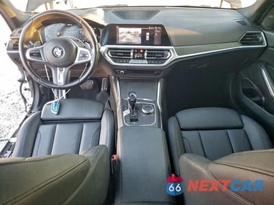 Zdjęcie 8 z 13 samochodu: 2021 BMW 330E VIN:3MW5P7J00M8C20613 - miniatura