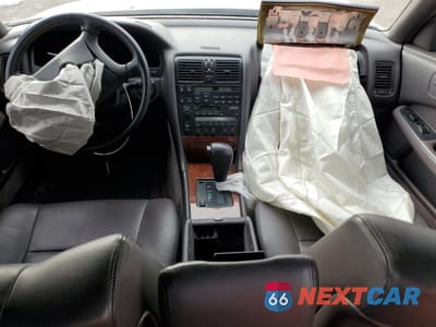 Zdjęcie 8 z 14 samochodu: 1994 LEXUS LS 400 VIN:JT8UF11E1R0197904 - miniatura