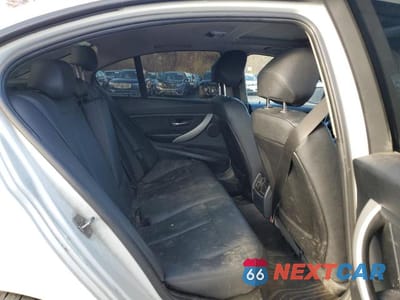 Zdjęcie 10 z 13 samochodu: 2013 BMW 320 I XDRIVE VIN:WBA3C3C55DF979561 - miniatura