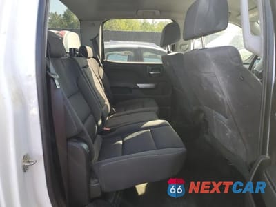 Zdjęcie 10 z 12 samochodu: 2018 CHEVROLET SILVERADO K1500 LT VIN:1GCUKREC5JF248083 - miniatura