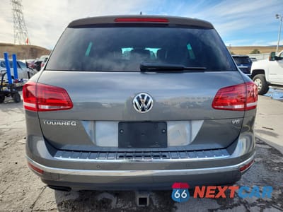 Zdjęcie 6 z 15 samochodu: 2017 VOLKSWAGEN TOUAREG WOLFSBURG VIN:WVGRF7BP2HD001871 - miniatura