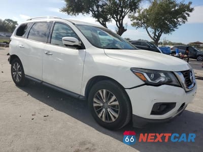 Czwarte zdjęcie samochodu z boku: 2020 NISSAN PATHFINDER SL VIN:5N1DR2CN2LC607719 - miniatura