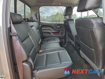 Zdjęcie 10 z 13 samochodu: 2017 GMC SIERRA K2500 SLT VIN:1GT12TEG3HF153647 - miniatura
