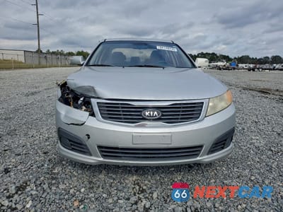 Piąte zdjęcie samochodu w środku: 2009 KIA OPTIMA LX VIN:KNAGE228X95360369 - miniatura