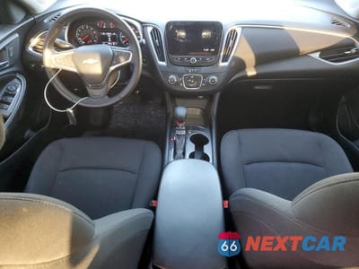 Zdjęcie 8 z 12 samochodu: 2023 CHEVROLET MALIBU RS VIN:1G1ZG5ST9PF154844 - miniatura