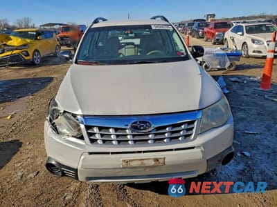 Piąte zdjęcie samochodu w środku: 2012 SUBARU FORESTER 2.5X VIN:JF2SHBBC0CH432244 - miniatura