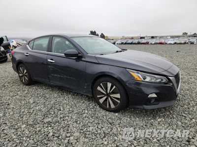 Czwarte zdjęcie samochodu z boku: 2020 NISSAN ALTIMA SL VIN:1N4BL4EV2LC163429 - miniatura