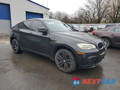 Czwarte zdjęcie samochodu z boku: 2013 BMW X6 M VIN:5YMGZ0C59DLL30078 - miniatura