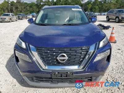 Piąte zdjęcie samochodu w środku: 2023 NISSAN ROGUE SV VIN:5N1BT3BA3PC675014 - miniatura
