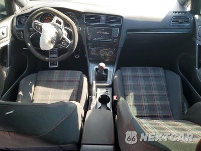 Zdjęcie 8 z 12 samochodu: 2017 VOLKSWAGEN GTI S VIN:3VW5T7AU9HM047573 - miniatura
