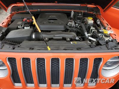 Zdjęcie 12 z 15 samochodu: 2019 JEEP WRANGLER UNLIMITED SAHARA VIN:1C4HJXEN2KW507611 - miniatura