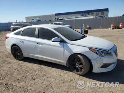 Czwarte zdjęcie samochodu z boku: 2015 HYUNDAI SONATA SE VIN:5NPE24AF9FH225684 - miniatura