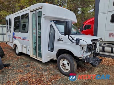 Czwarte zdjęcie samochodu z boku: 2019 FORD E350 SHUTTLE BUS VIN:1FDEE3FS3KDC19043 - miniatura