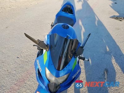 Piąte zdjęcie samochodu w środku: 2005 SUZUKI GSX-R600 K VIN:JS1GN7CA452103733 - miniatura