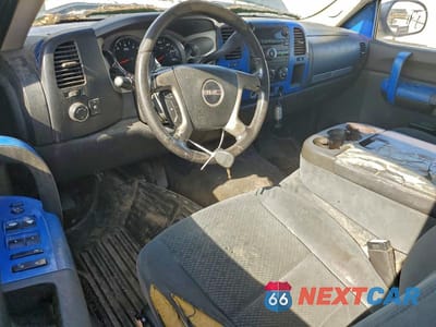 Zdjęcie 8 z 12 samochodu: 2008 GMC SIERRA VIN:1GTEC19J18Z173936 - miniatura