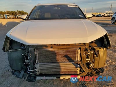 Piąte zdjęcie samochodu w środku: 2022 AUDI Q3 PREMIUM PLUS S LINE 45 VIN:WA1EECF35N1149381 - miniatura